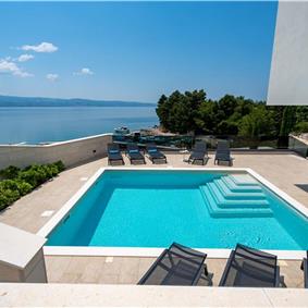 5 bedroom beachfront villa with heated pool near Omis, sleeps 9